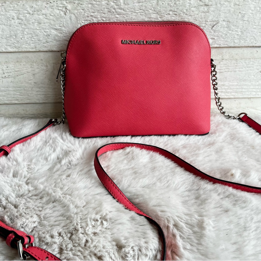 Michael Kors Pink Jet Set Dome Crossbody Chain Bag